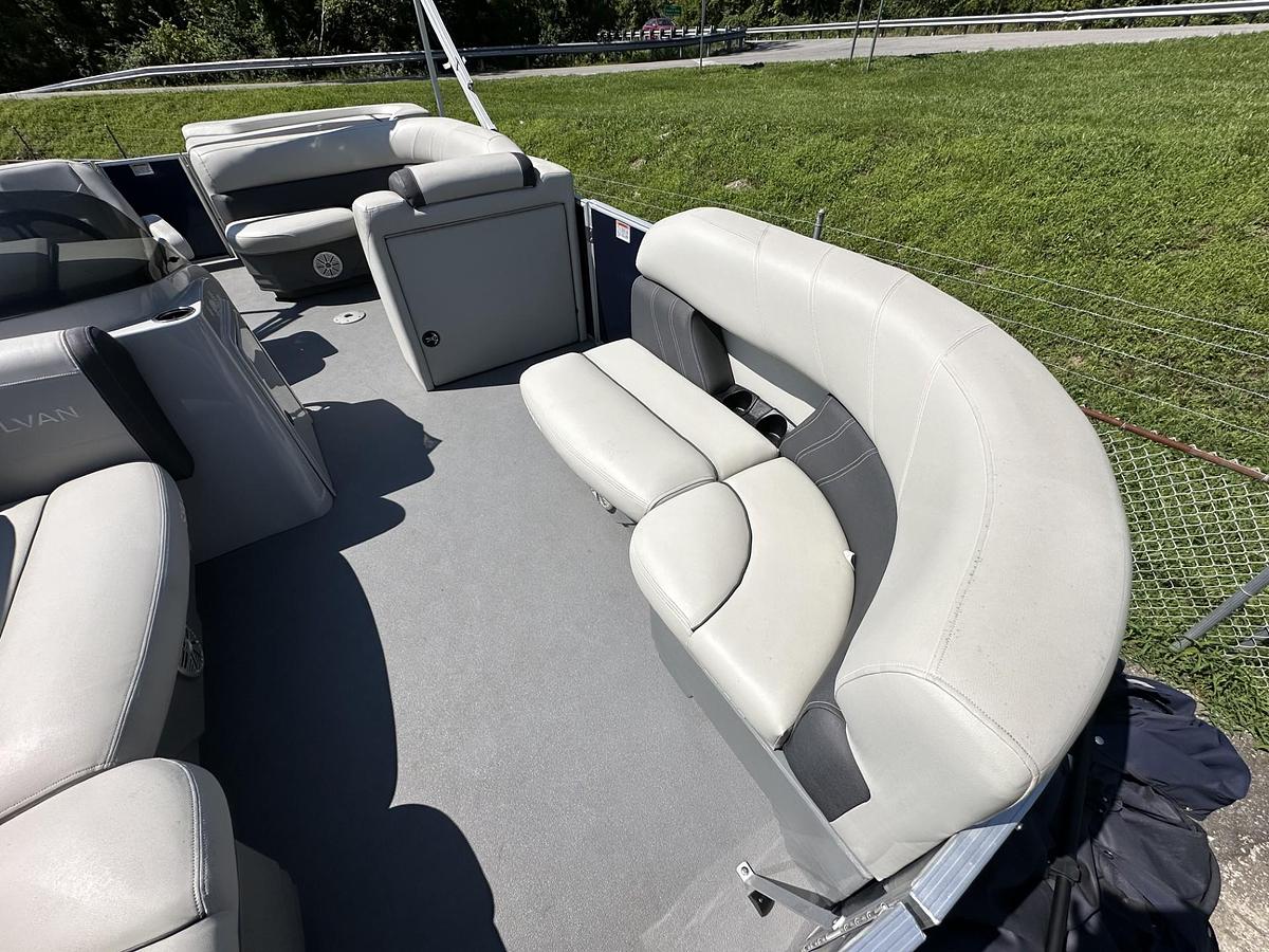 Used 2020 Sylvan 820 Cruise