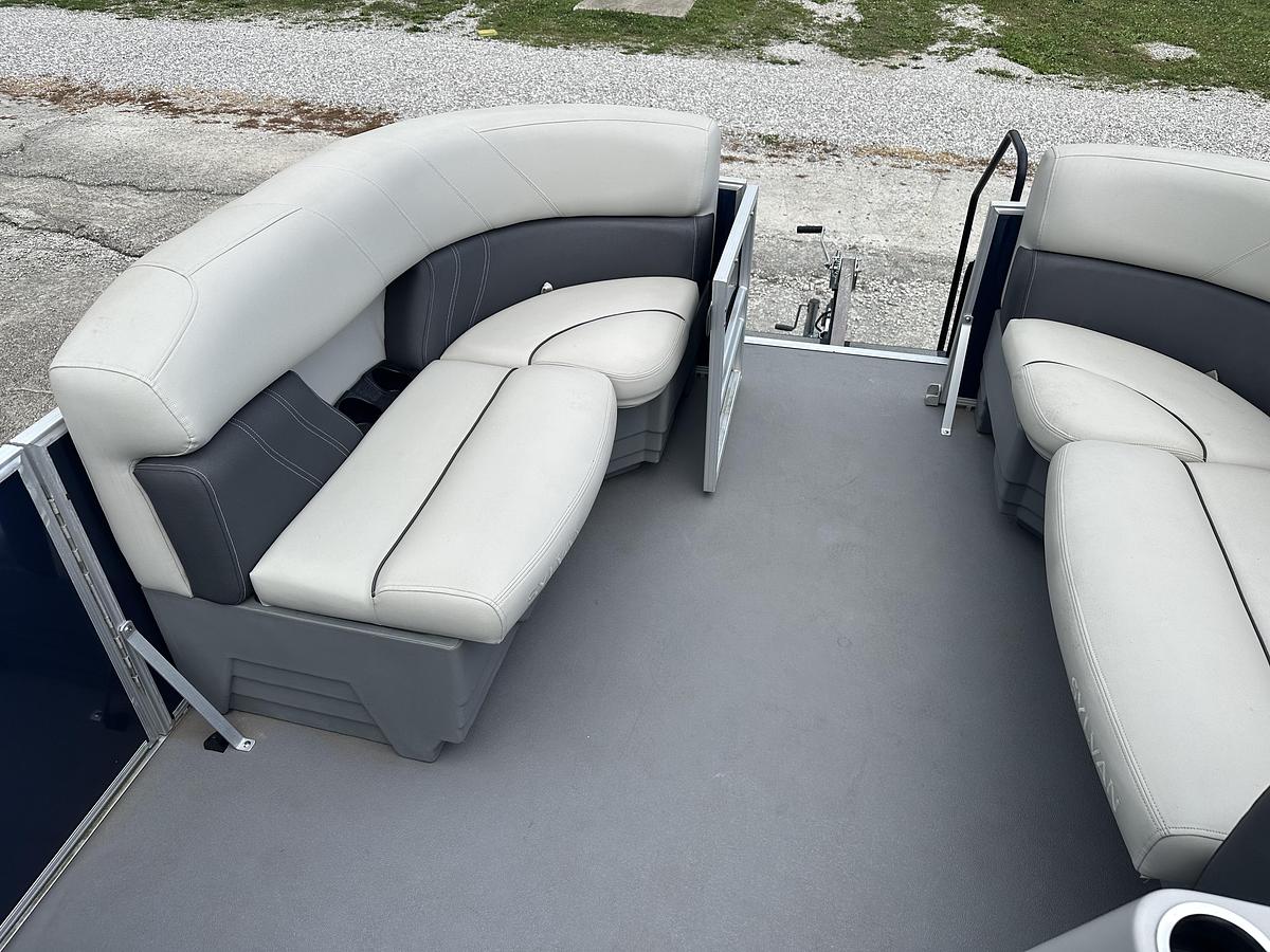 Used 2020 Sylvan 820 Cruise