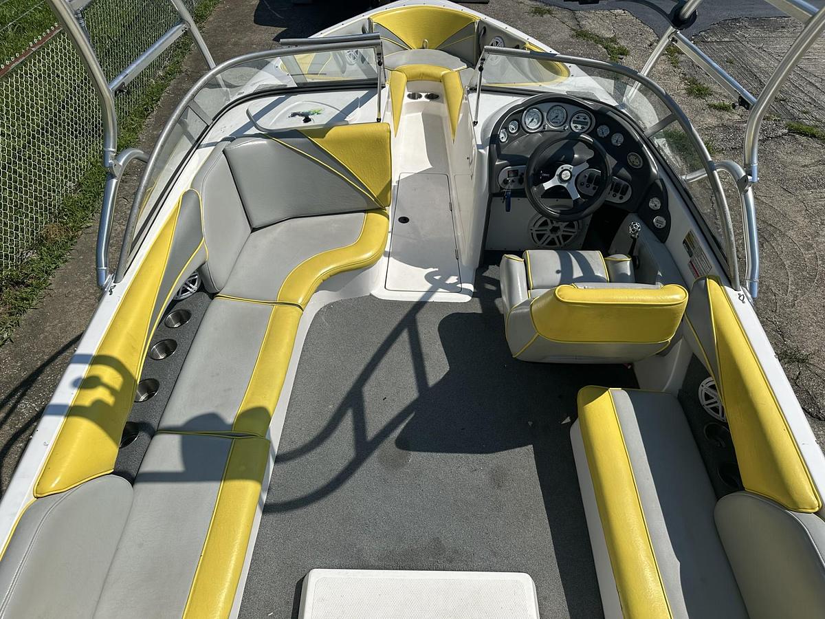 Used 2004 MOOMBA MOBIUS XLV