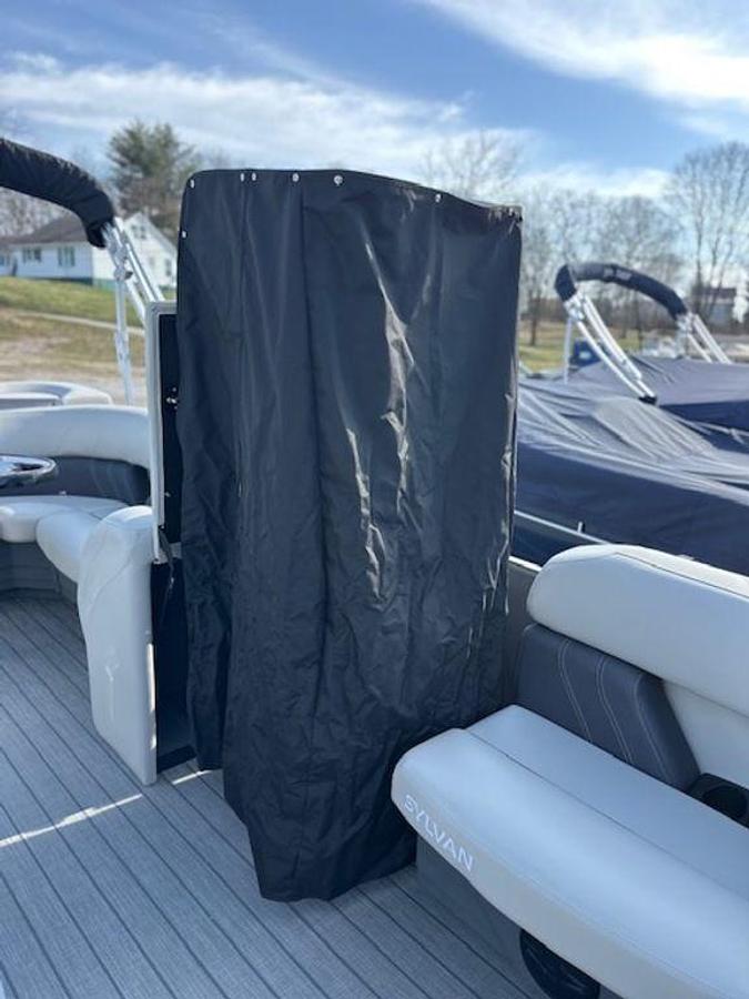 2025 Sylvan 820 Cruise