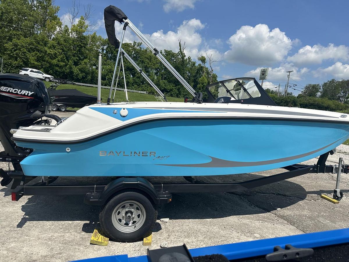 Used 2026 Bayliner M17