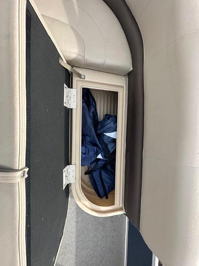 Used 2019 SunTracker Party Barge 18
