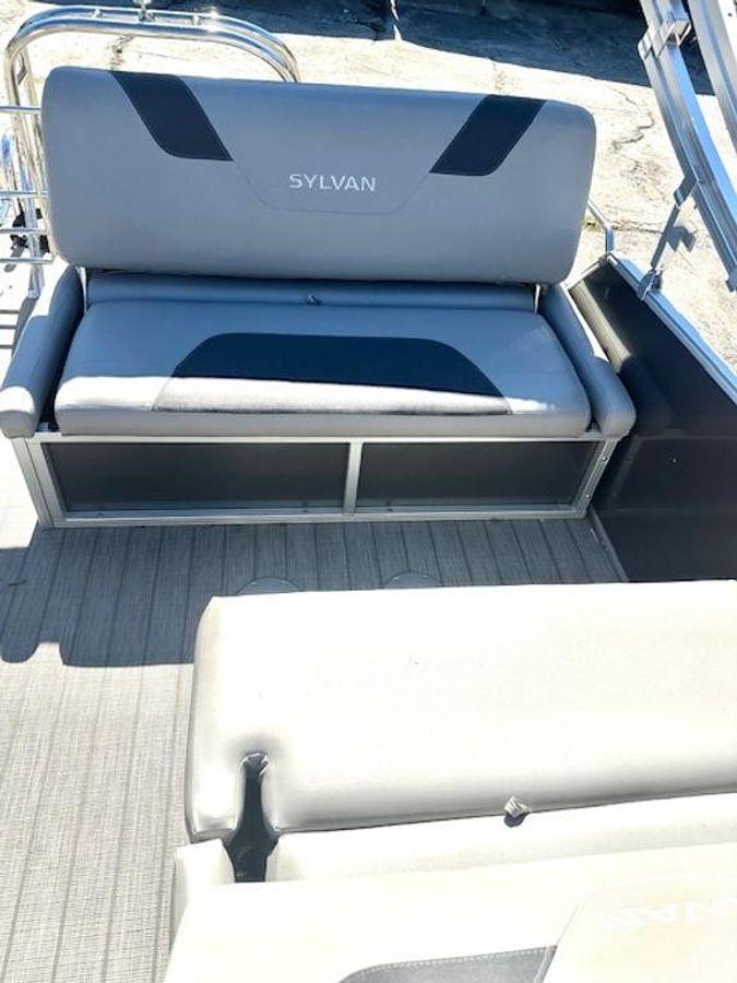 Used 2020 Sylvan L-1 DLZ