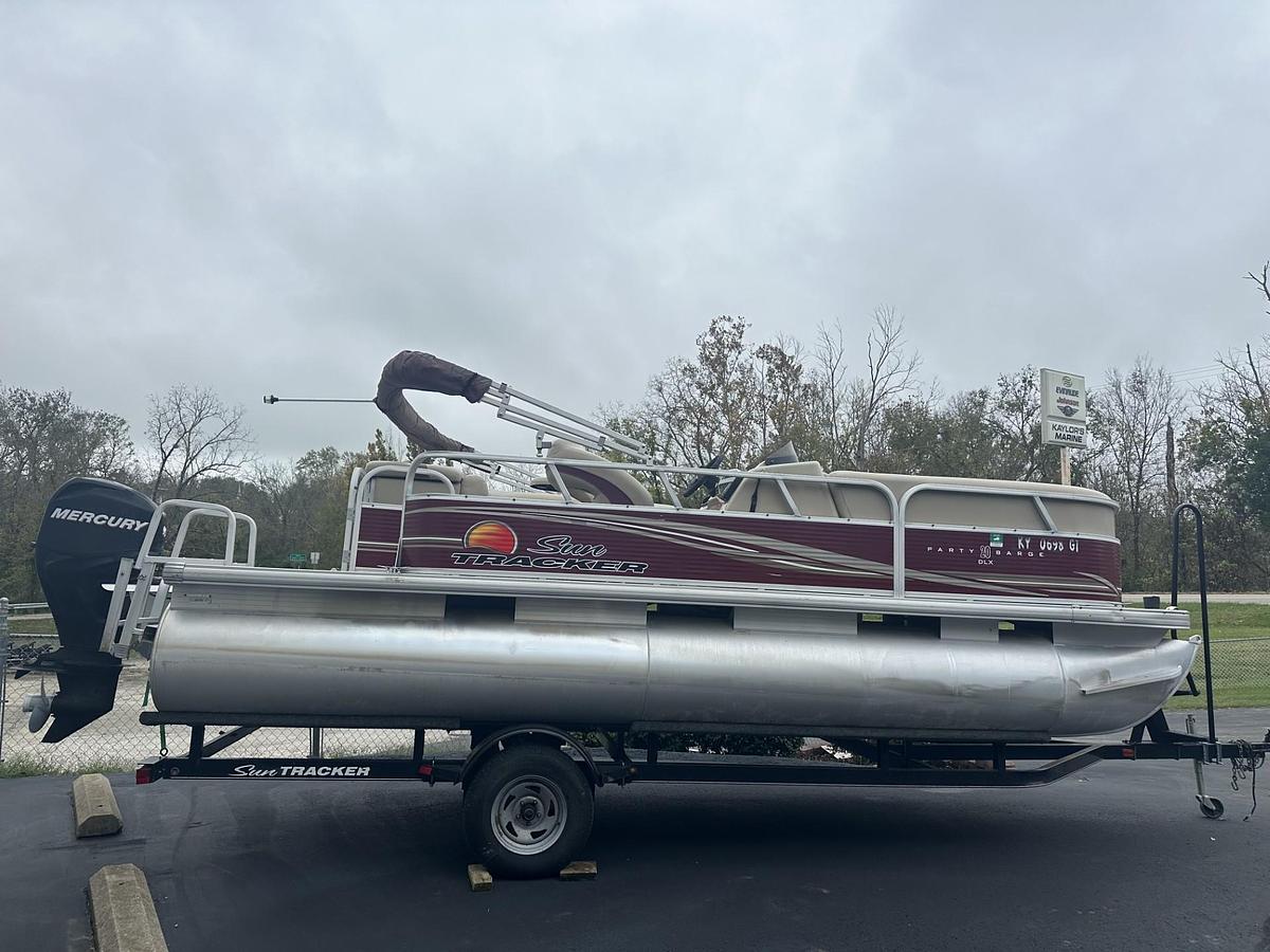 Used 2013 Suntracker PB 20 DLX