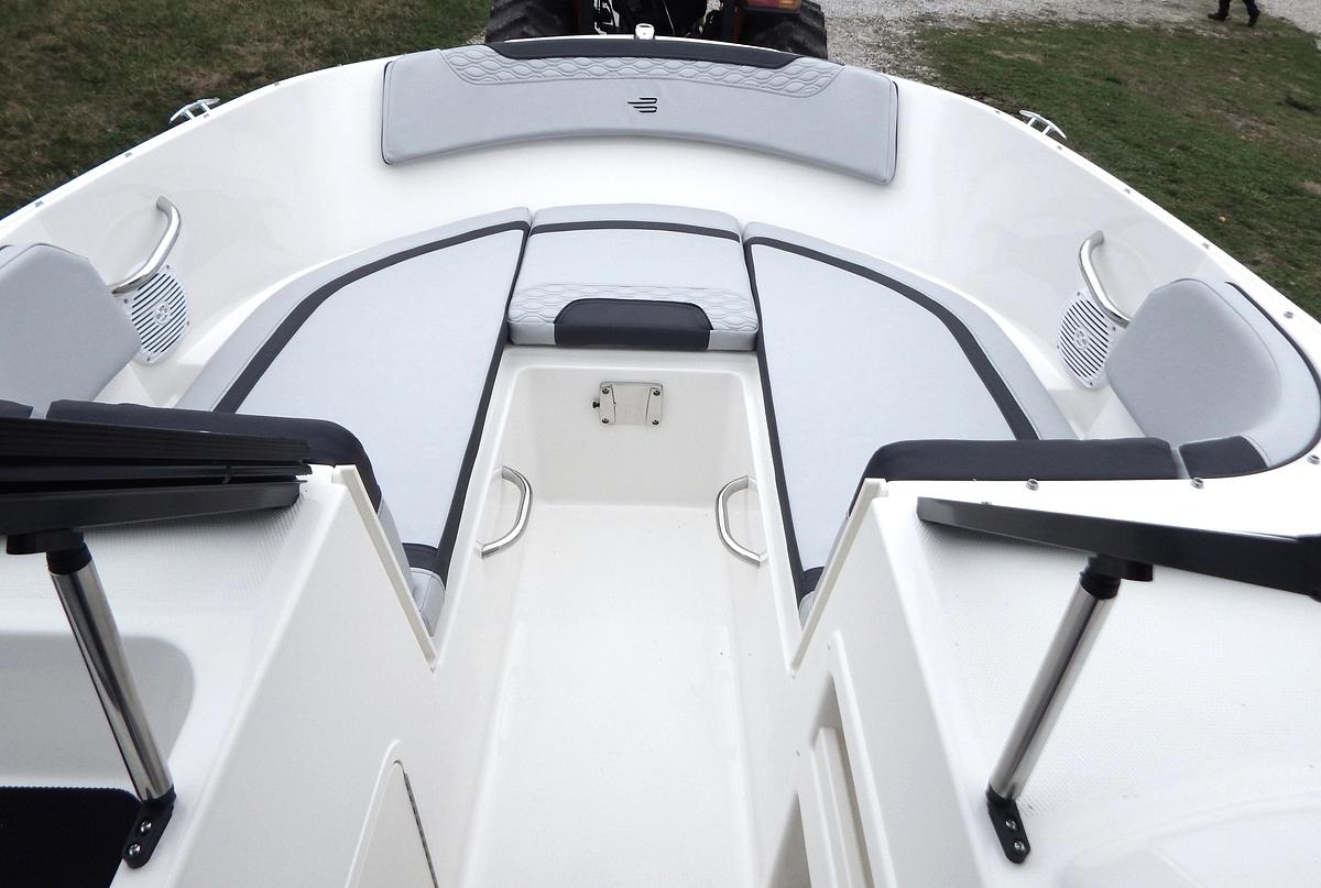2024 Bayliner M19