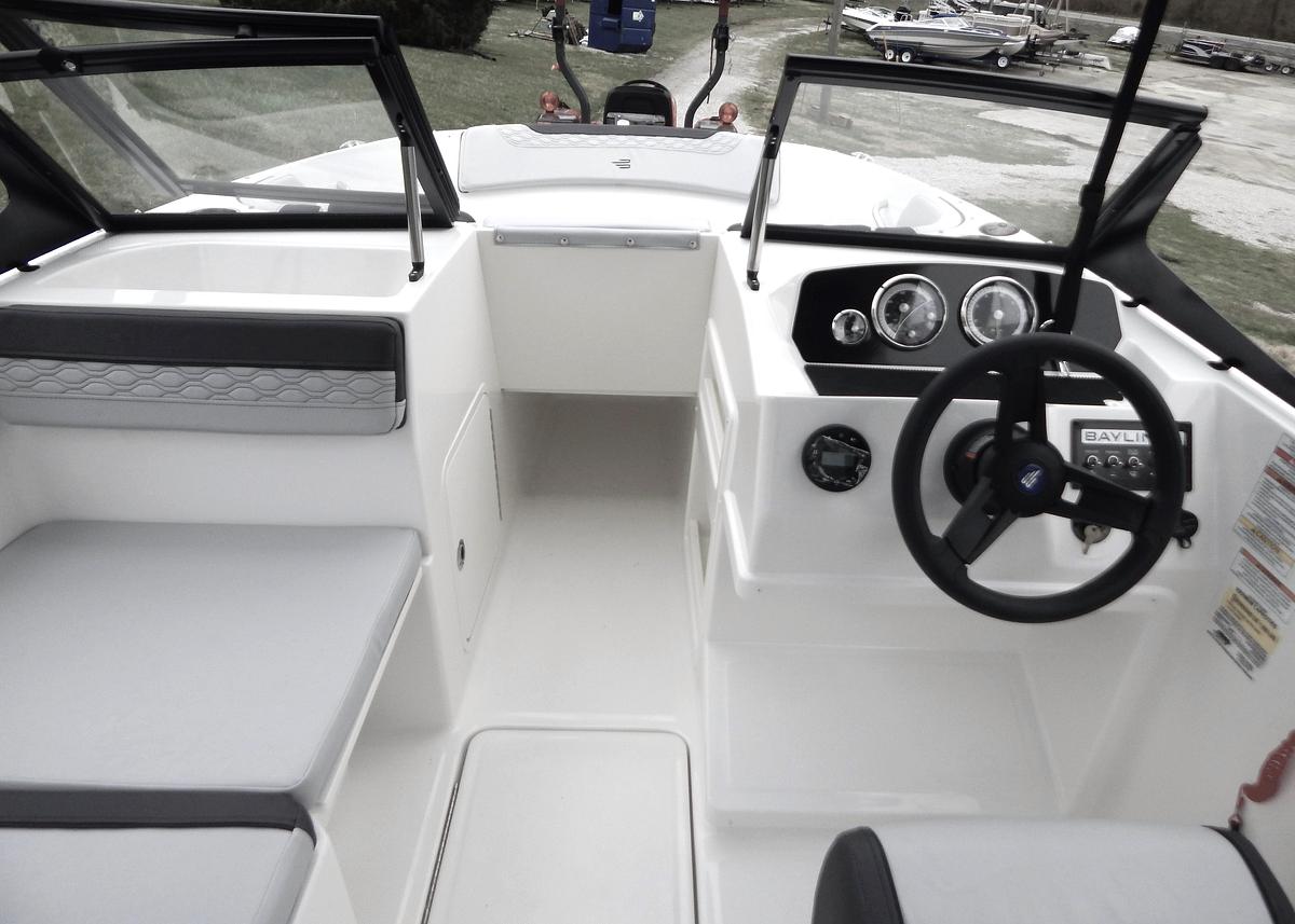 2024 Bayliner M19