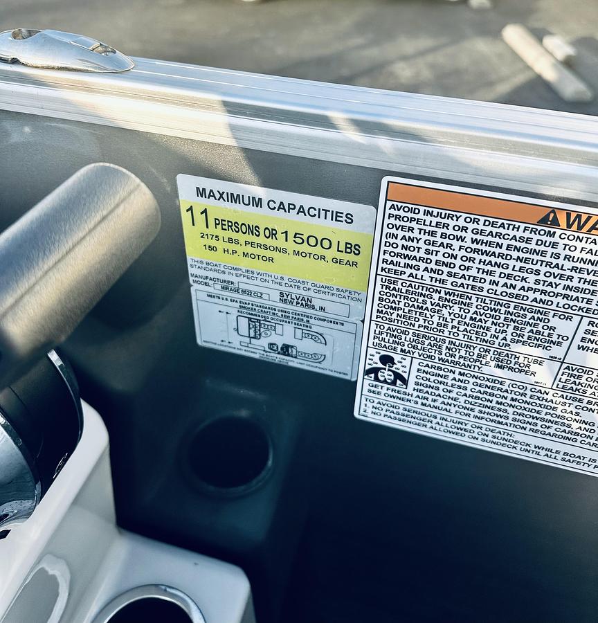 Used 2022 Sylvan 8522 CLZ