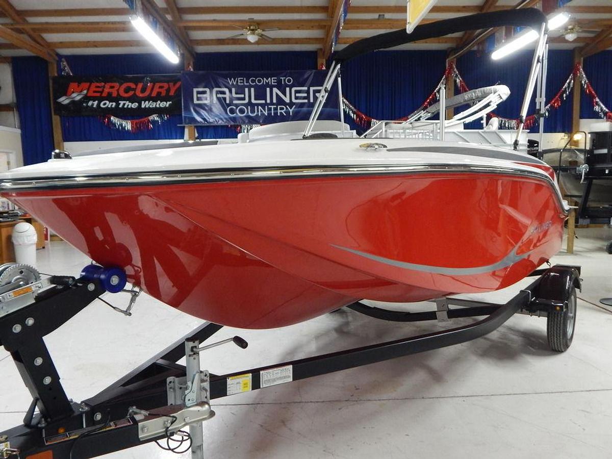 2024 Bayliner Element M15