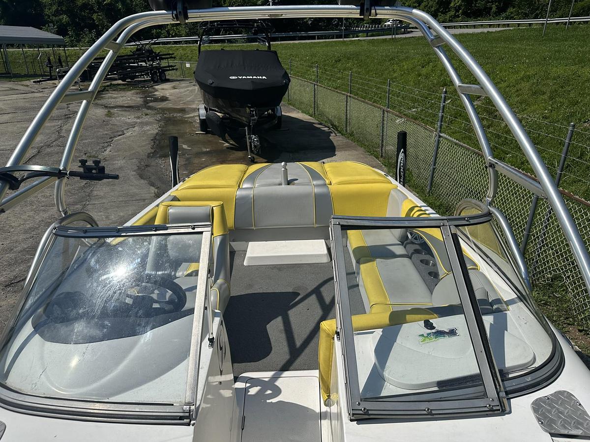 Used 2004 MOOMBA MOBIUS XLV