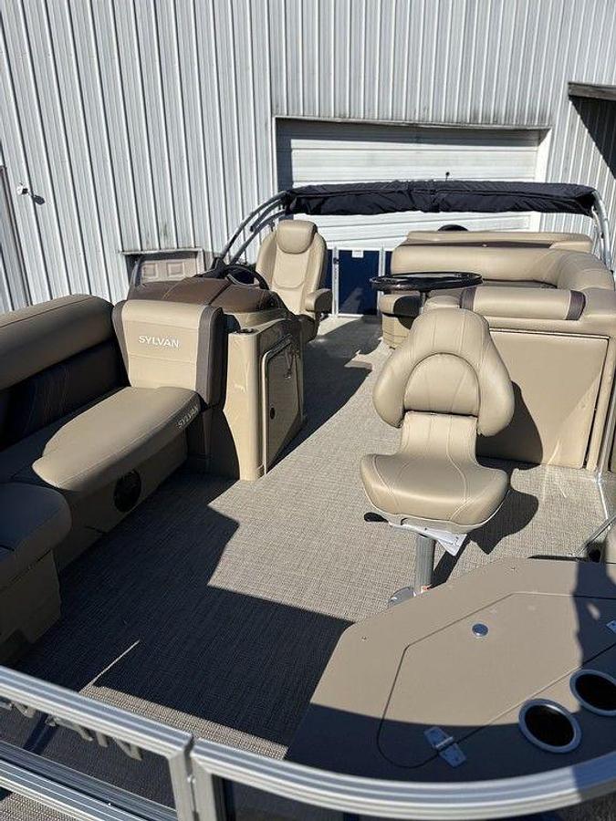 2025 SYLVAN MIRAGE 8522 CRS DS