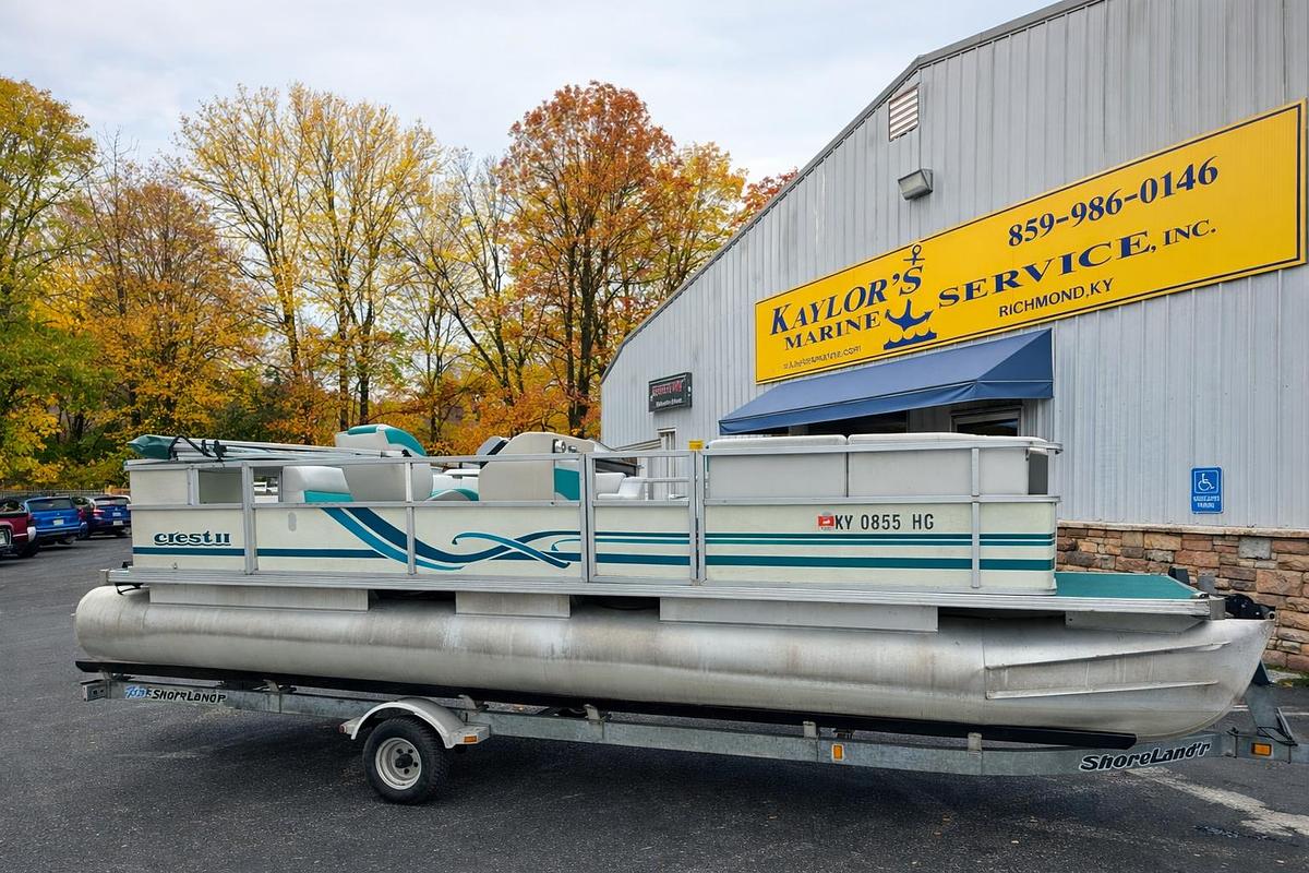 Used 1997 Crest 22 Crest II DLX