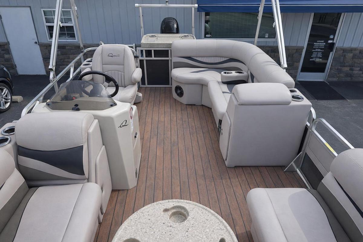 Used 2013 QWEST 820 XRE CR