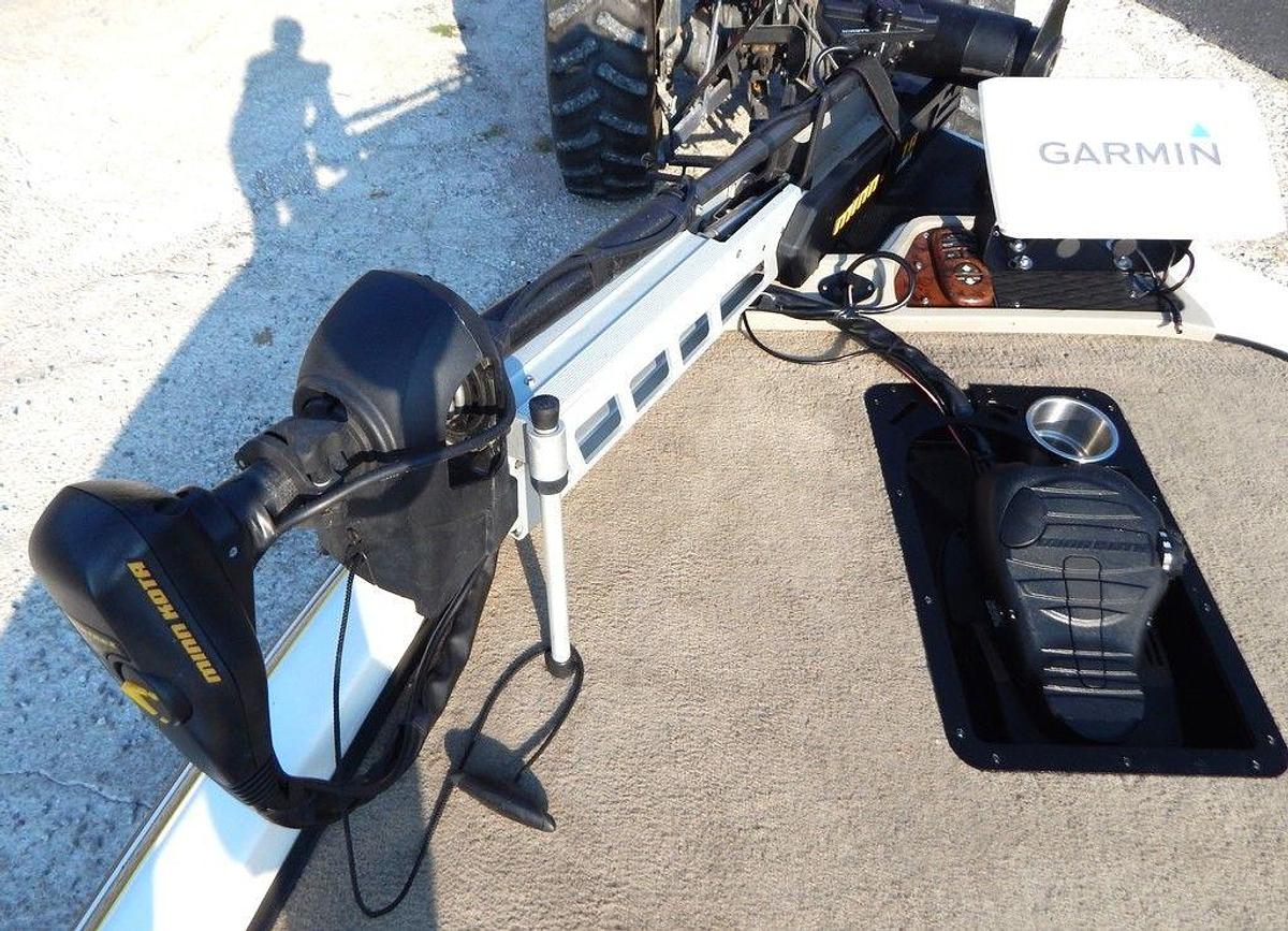 Used 2003 Ranger 521 DVX