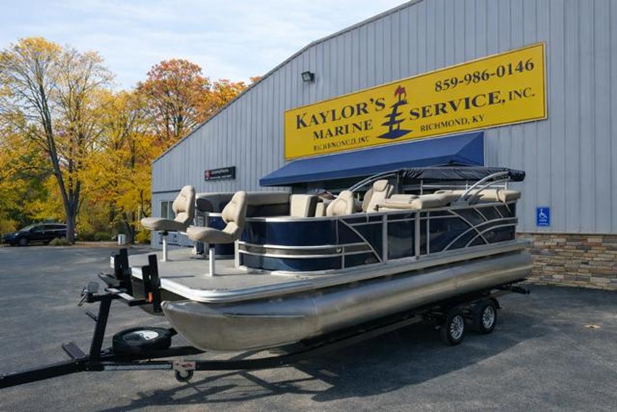 2025 SYLVAN MIRAGE 8522 CRS DS