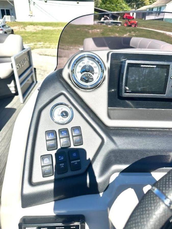 Used 2020 Sylvan L-1 DLZ