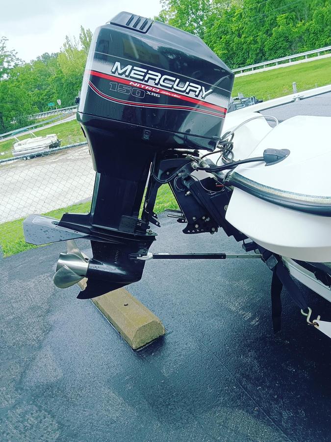 Used 2005 NITRO NX882SC