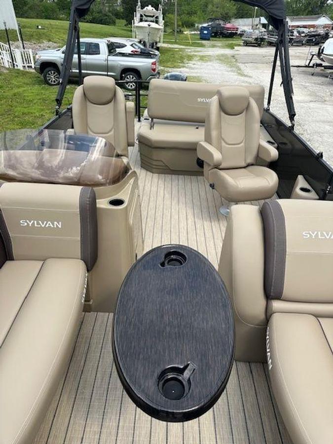 2025 Sylvan 822 CLZ DH