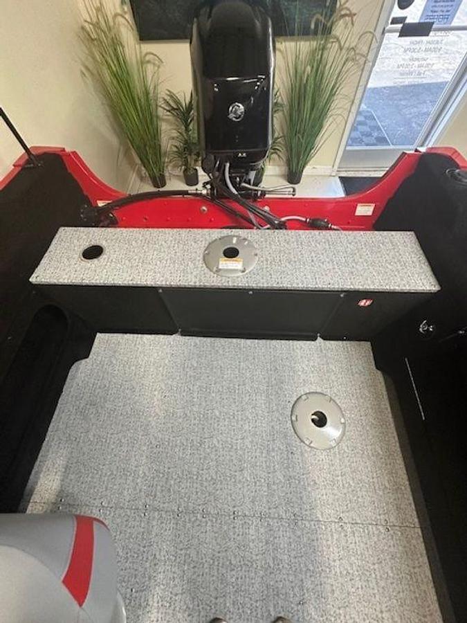 2026 Smoker Craft Lazer 161