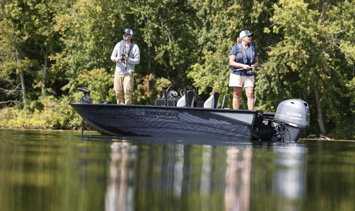 2026 Smoker Craft Excursion 17 DC