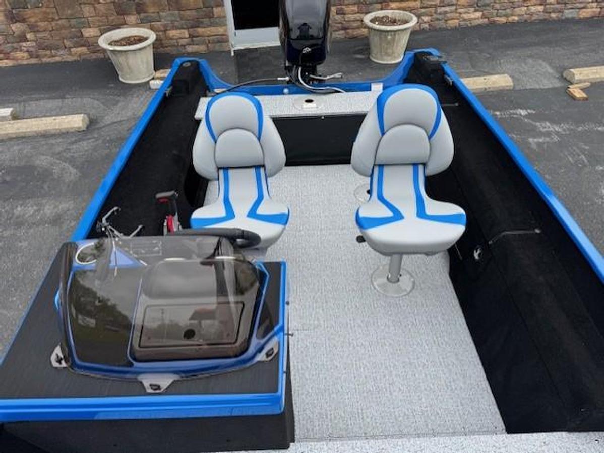 2026 Smoker Craft Lazer 161