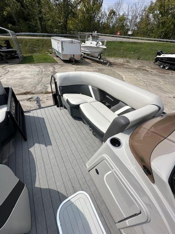 2025 Sylvan X3 DLZ Bar