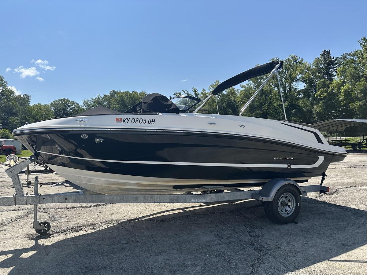Used 2018 BAYLINER VR 5