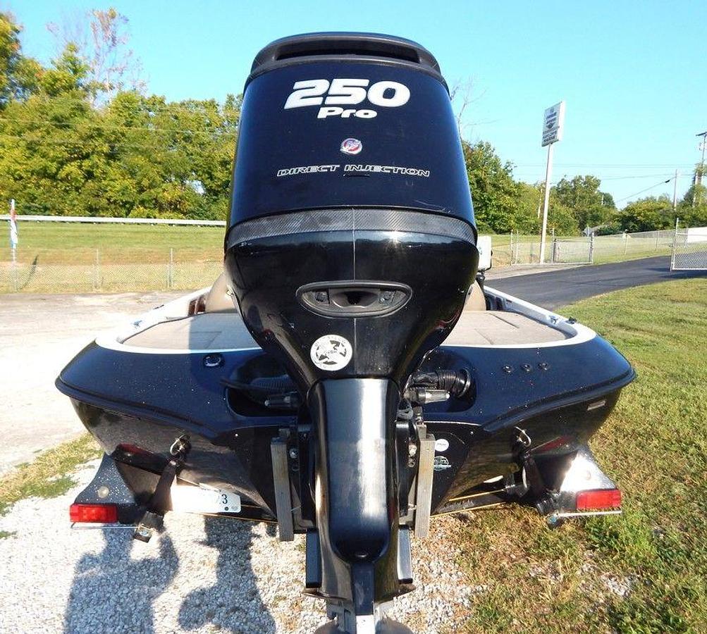 Used 2003 Ranger 521 DVX