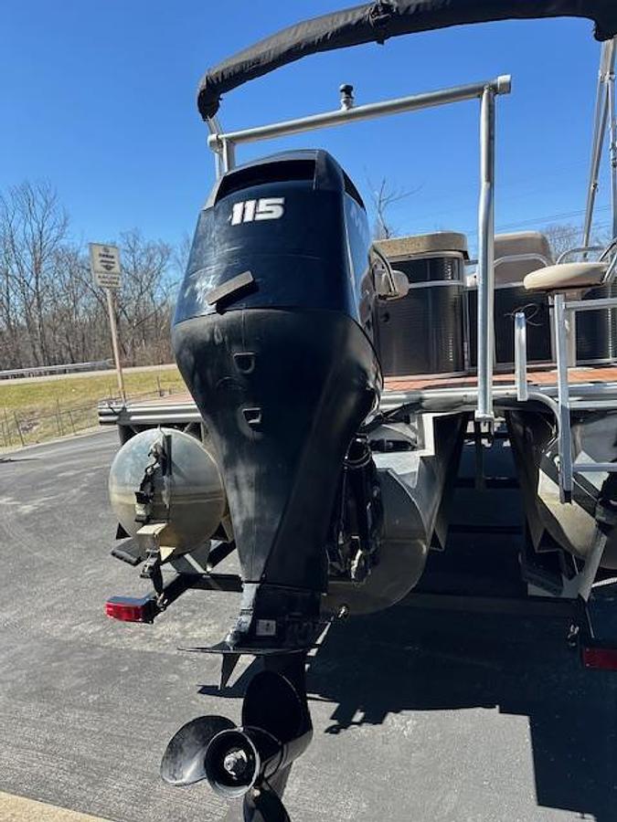 Used 2013 QWEST 820 XRE CR