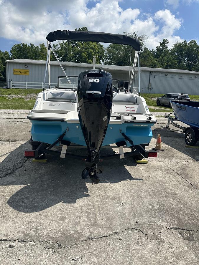Used 2026 Bayliner M17