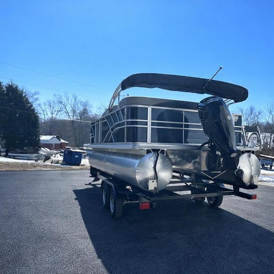 2025 SYLVAN MIRAGE 8522 CRS DS