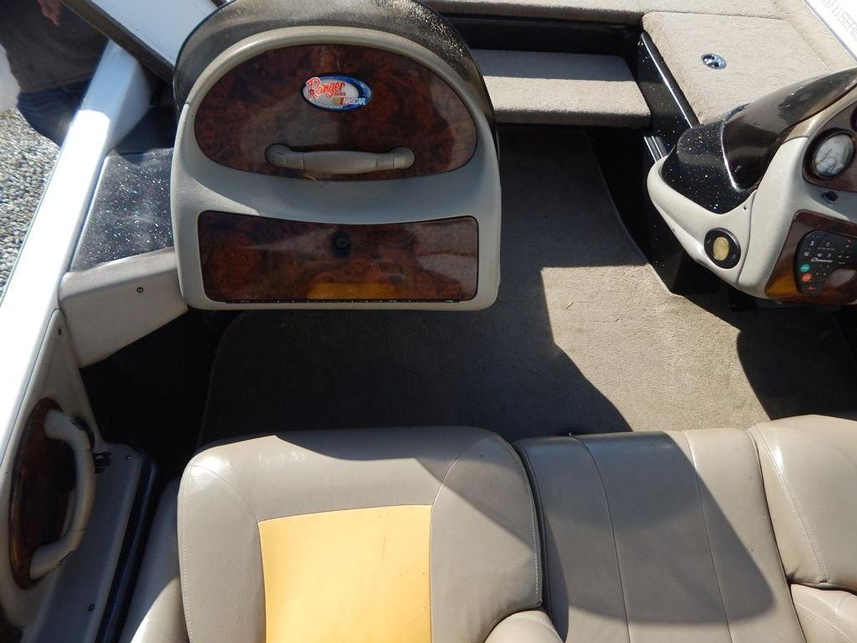 Used 2003 Ranger 521 DVX