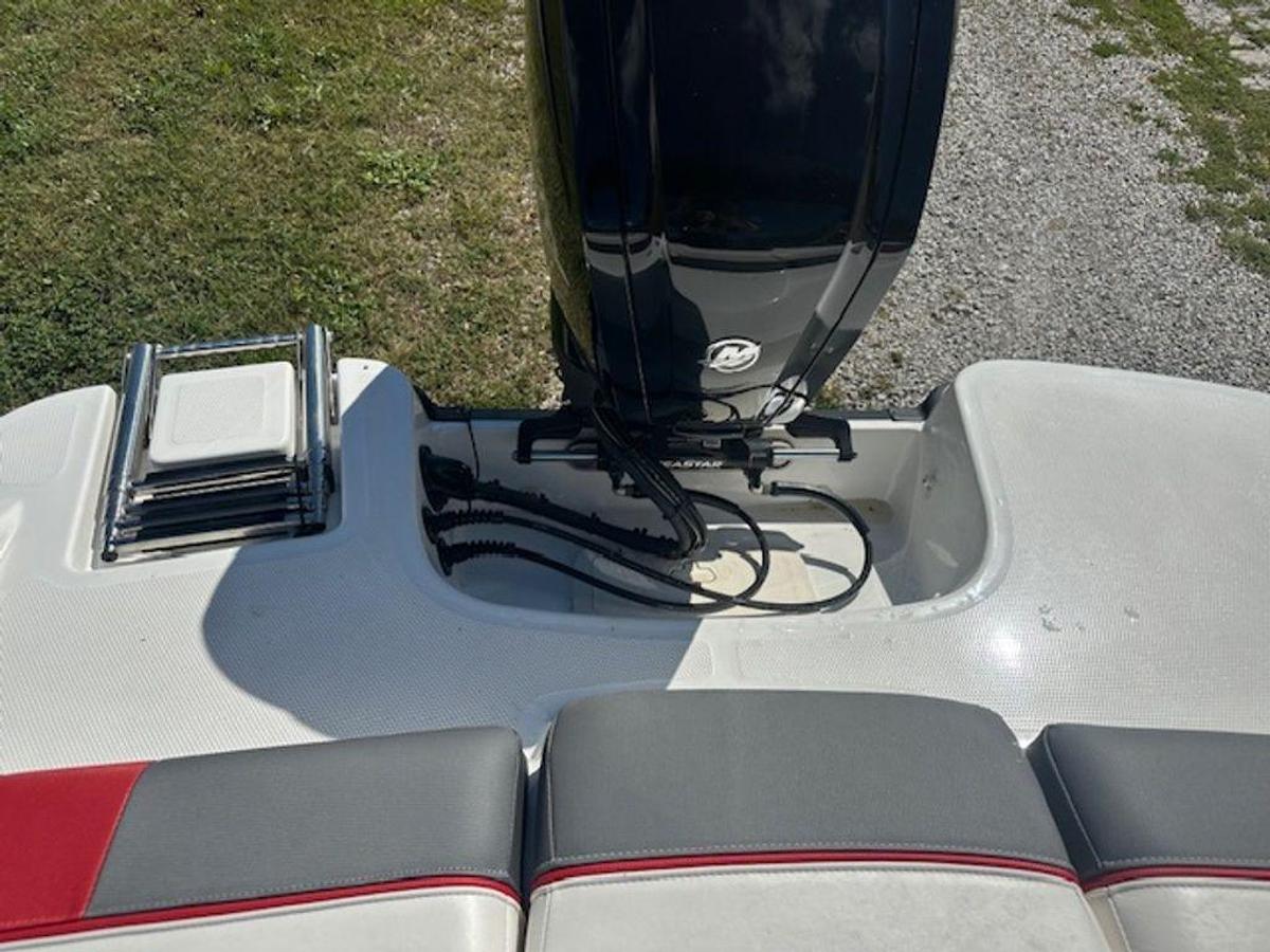 Used 2022 Tahoe® T16