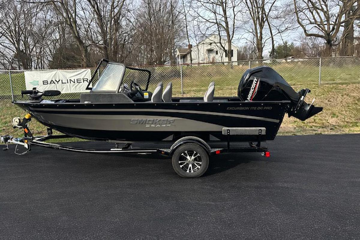 2026 Smoker Craft Excursion 17 DC