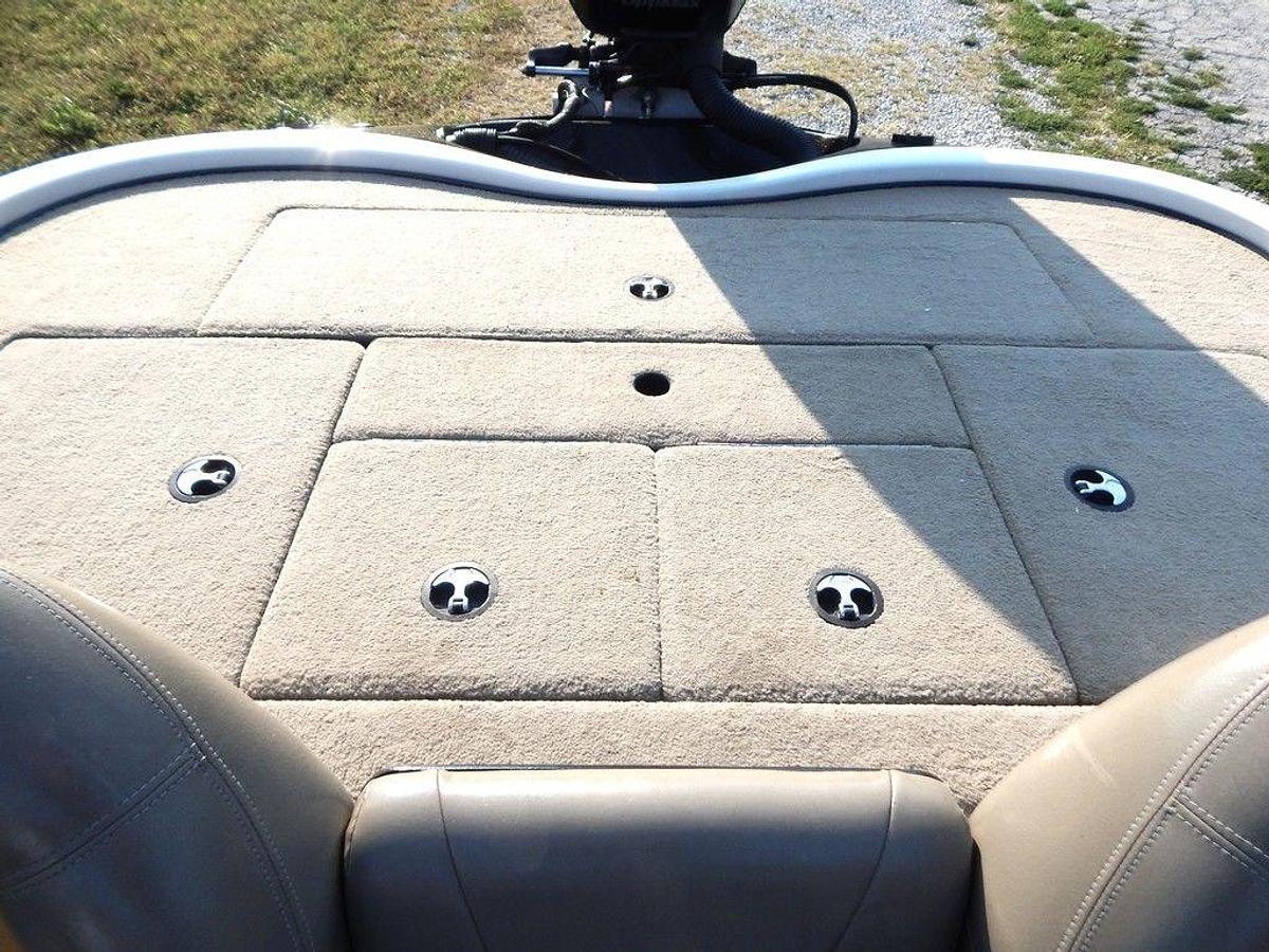 Used 2003 Ranger 521 DVX