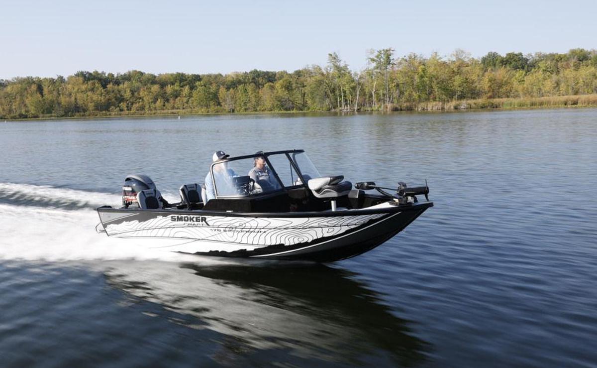 2026 Smoker Craft Excursion 17 DC