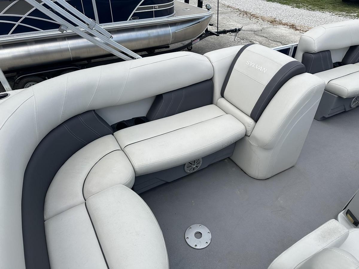 Used 2020 Sylvan 820 Cruise