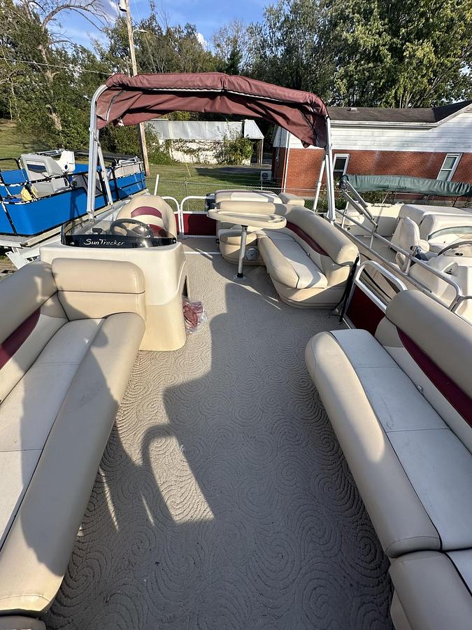 Used 2013 Suntracker PB 20 DLX