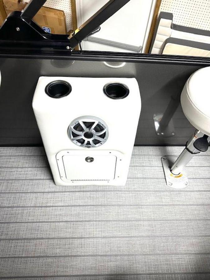 2025 Sylvan X3 DLZ Bar