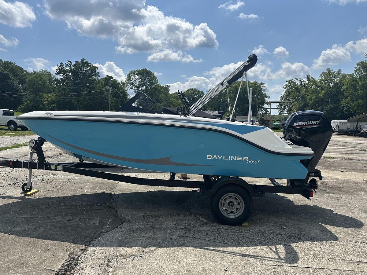 Used 2026 Bayliner M17