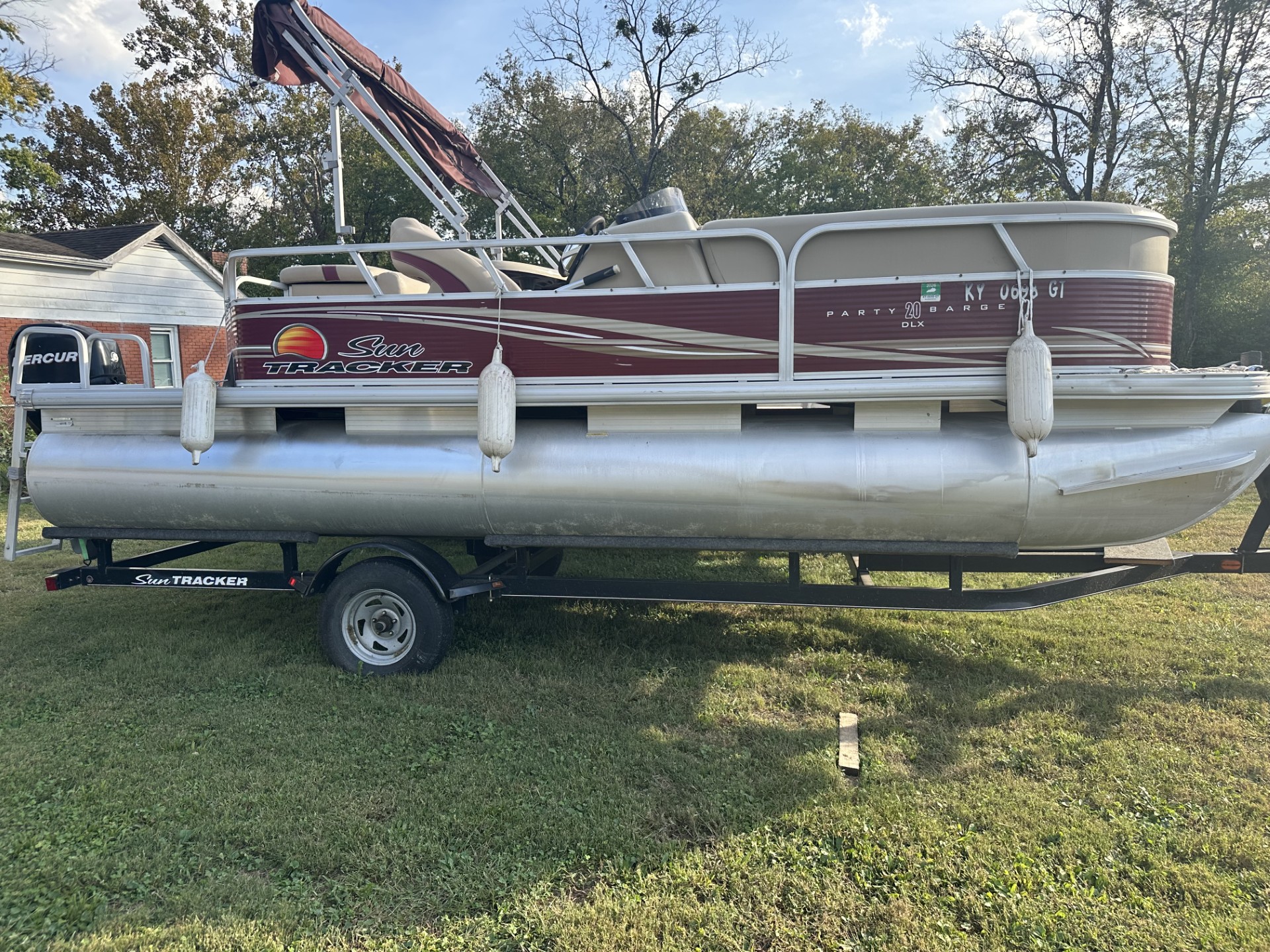 Used 2013 Suntracker PB 20 DLX