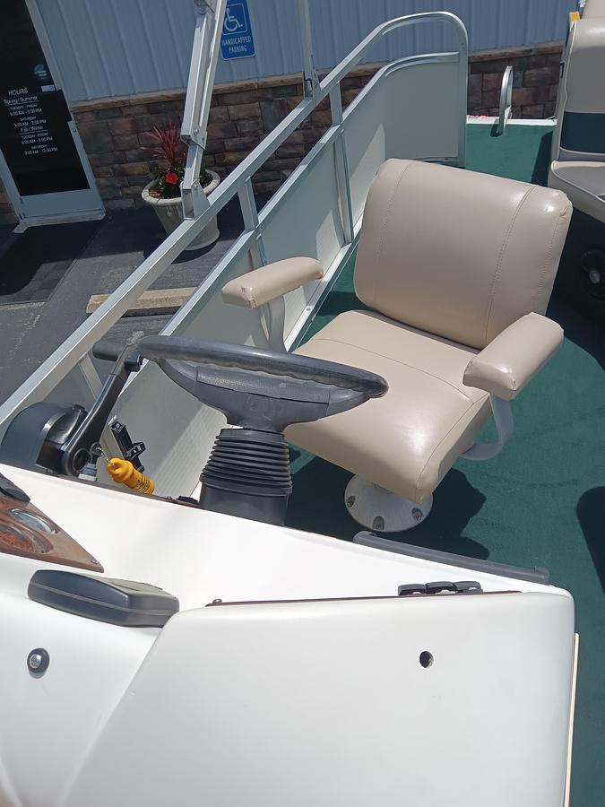 Used 2003 Playbuoy Windjammer 2223 SE