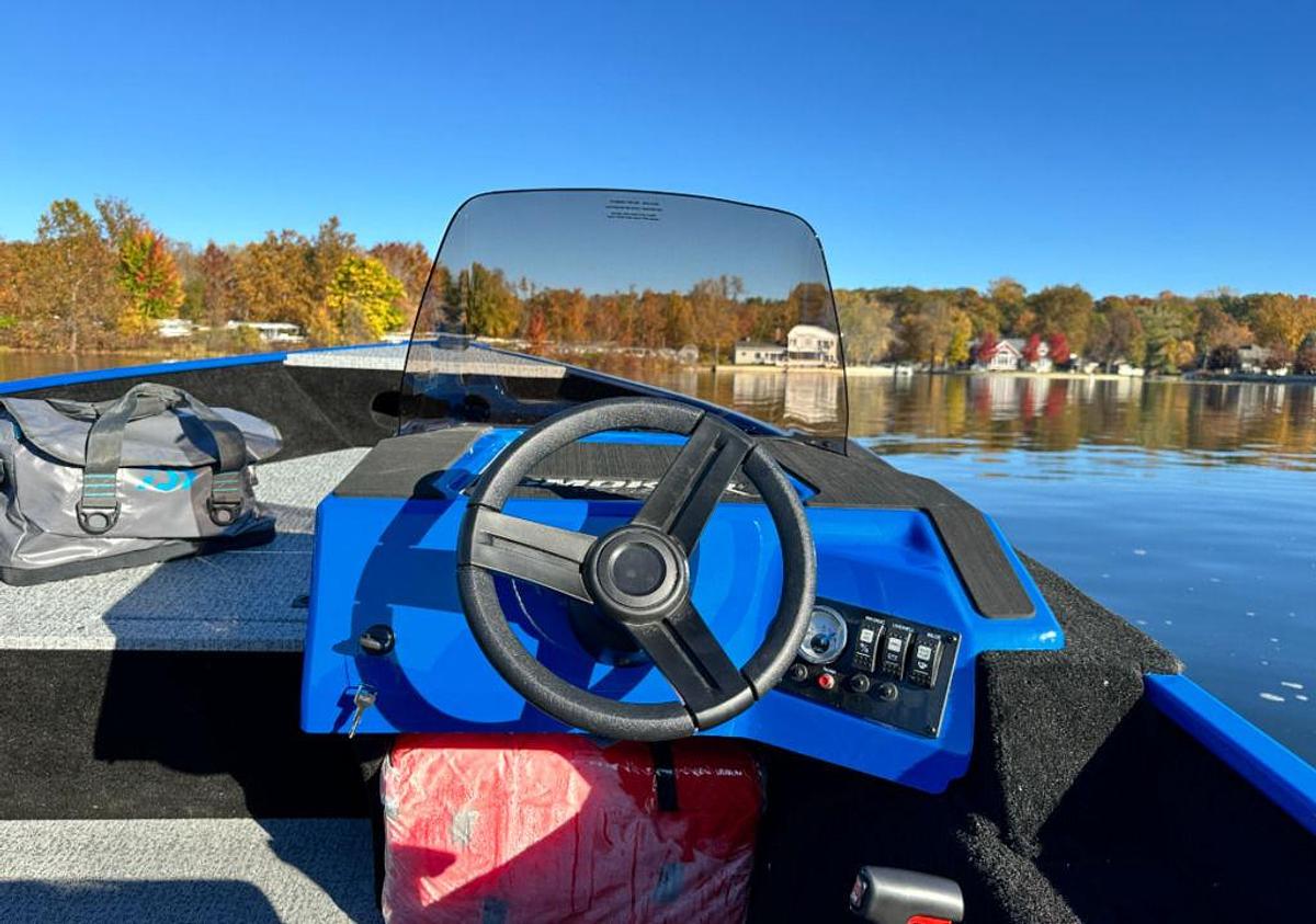 2026 Smoker Craft Lazer 161