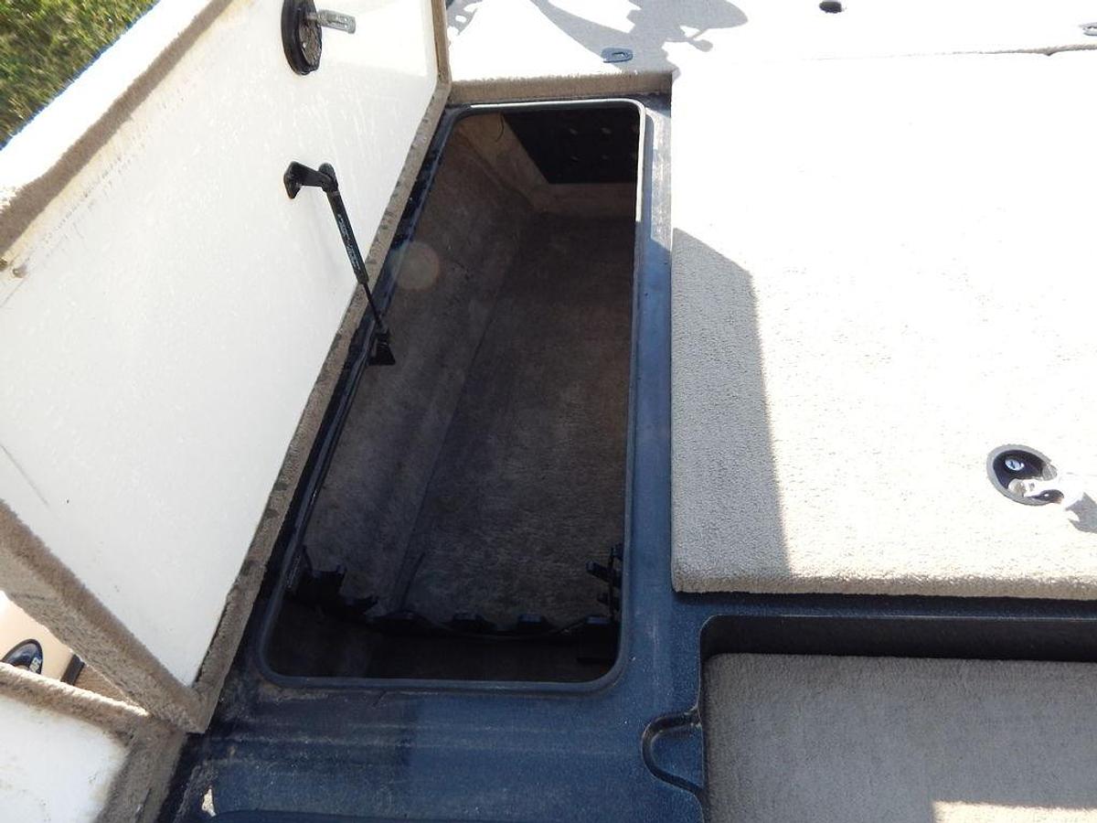 Used 2003 Ranger 521 DVX