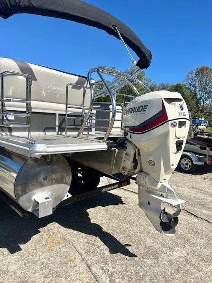 Used 2020 Sylvan L-1 DLZ