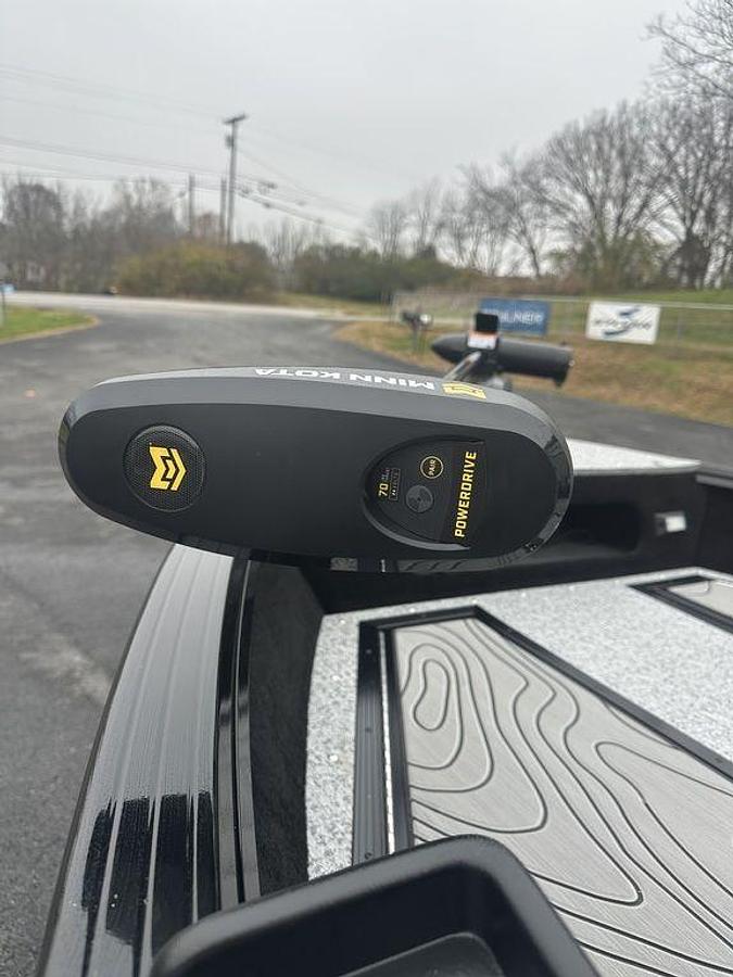 2026 Smoker Craft Excursion 17 DC