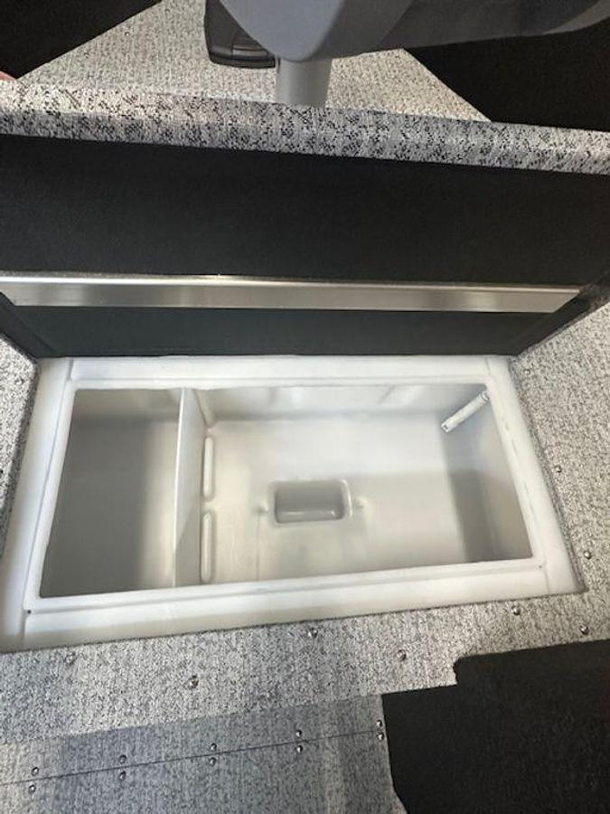 2026 Smoker Craft Lazer 161