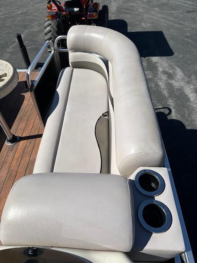 Used 2013 QWEST 820 XRE CR