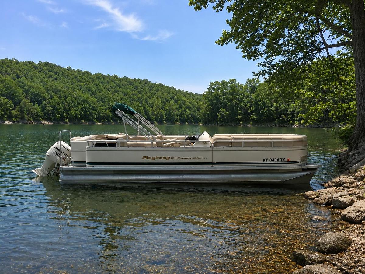 Used 2003 Playbuoy Windjammer 2223 SE