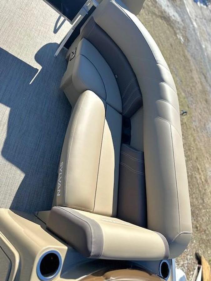 2025 SYLVAN MIRAGE 8522 CRS DS