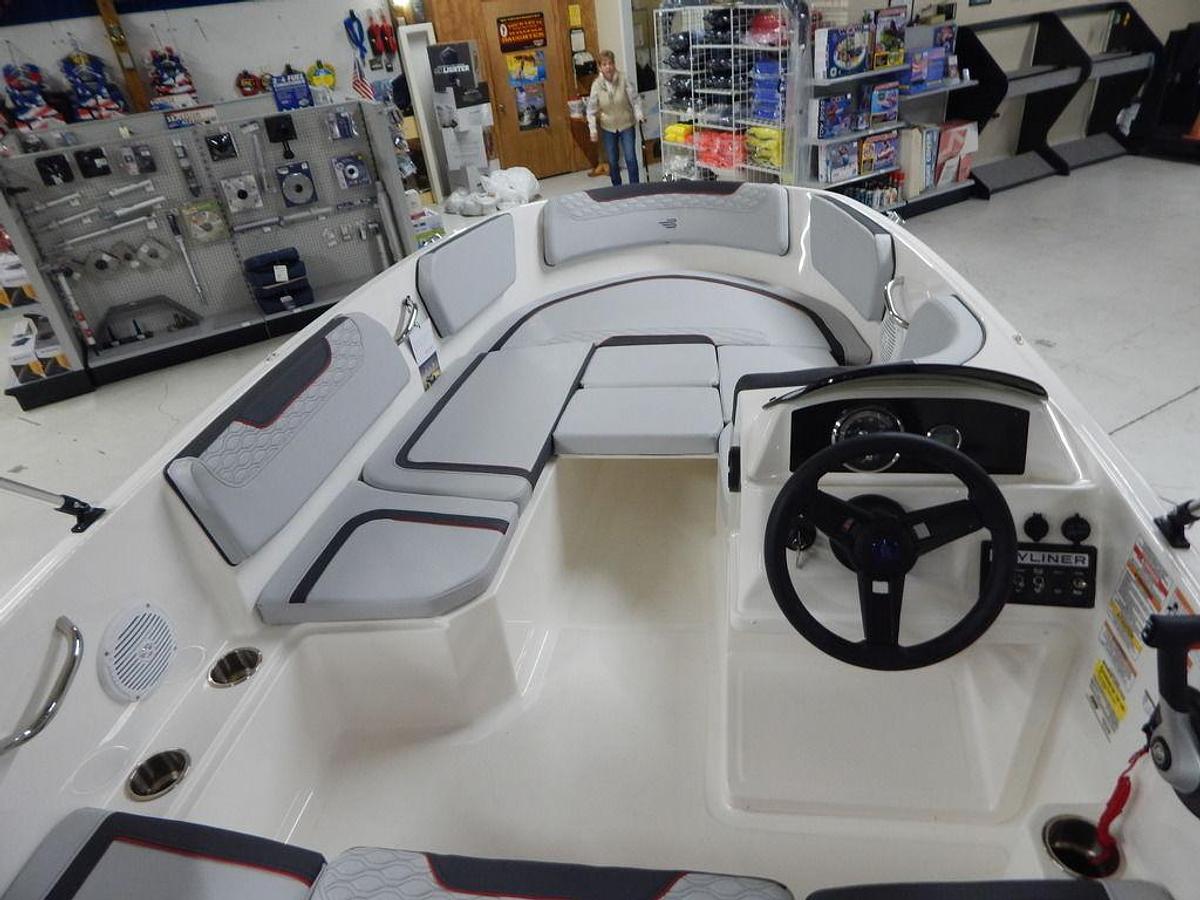 2024 Bayliner Element M15